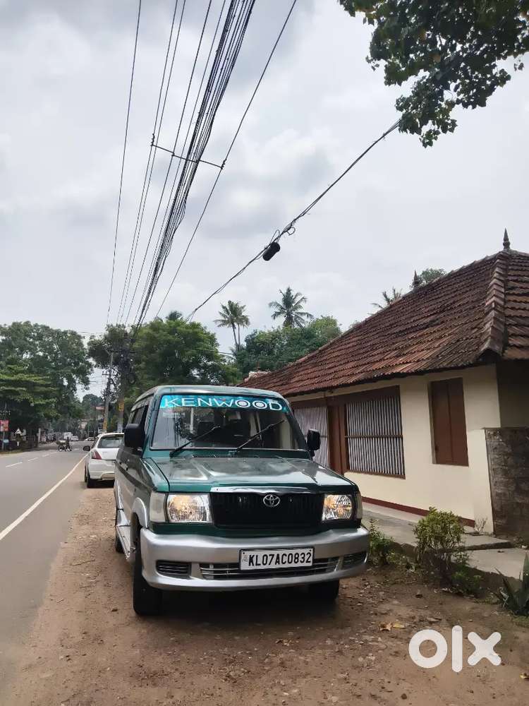 Toyota Qualis 2000 Diesel Well Maintained