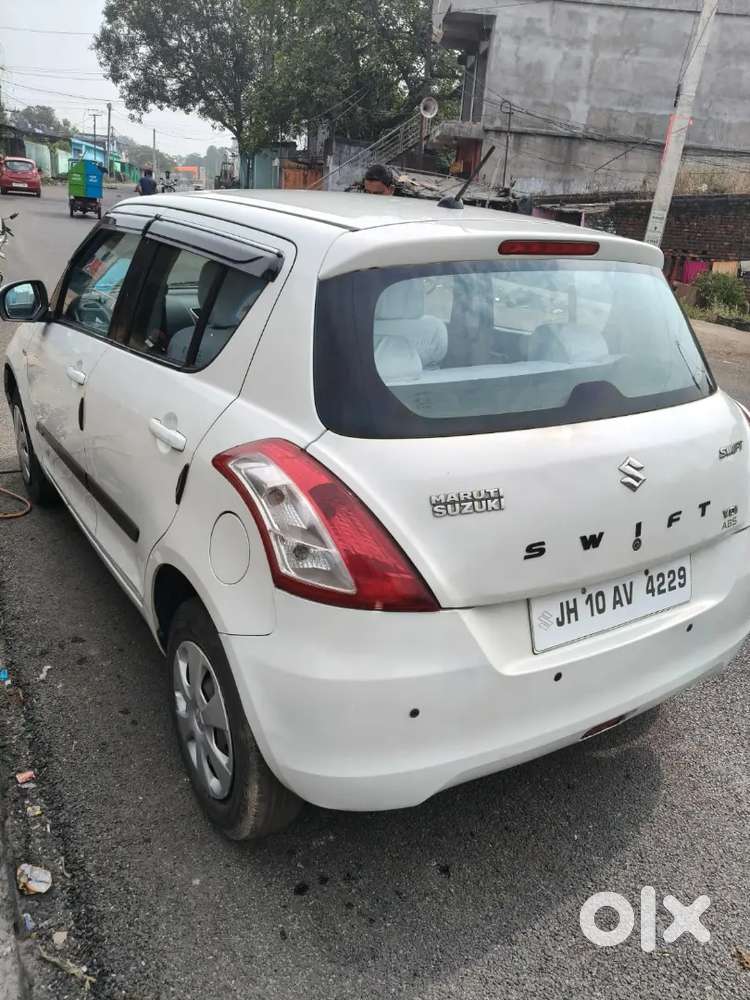 Maruti Suzuki Swift 2015 Diesel 50000 Km Driven