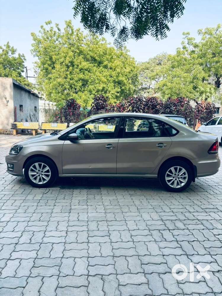 Doctor Female Auto Car