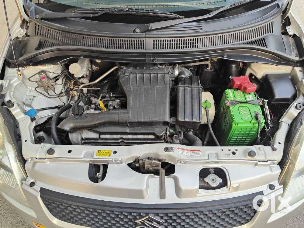 Maruti Suzuki Swift Vxi, 2011, Petrol