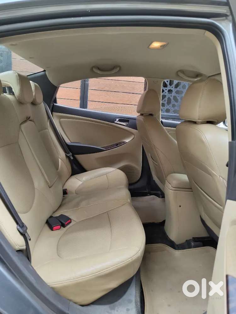 Hyundai Fluidic Verna Crdi 1.6 2013 Manual Diesel