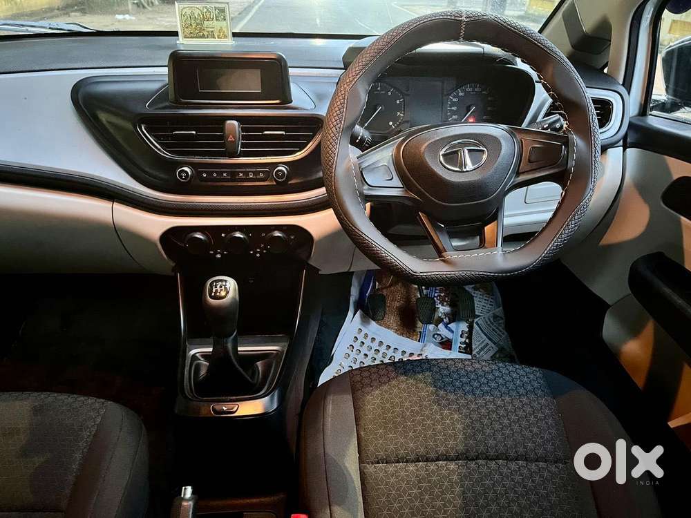 Tata Altroz Xe Petrol, 2021, Petrol