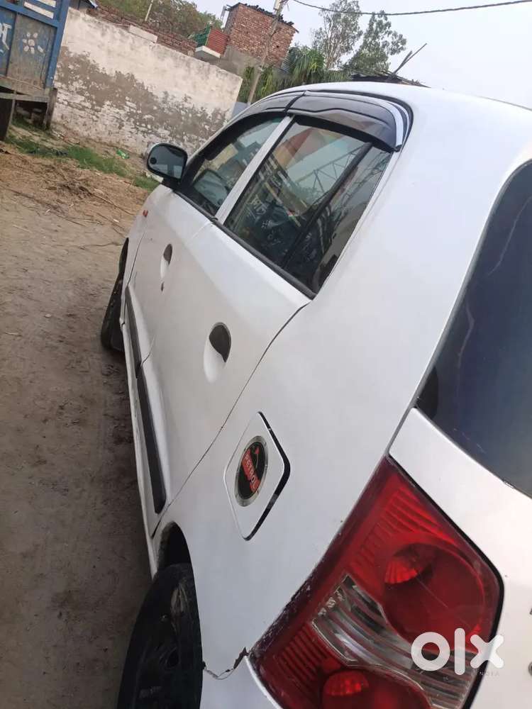 Hyundai Santro Xing Xl 2011