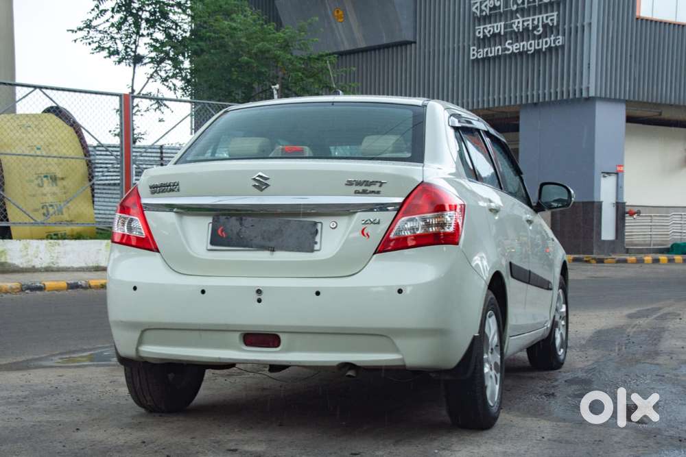Maruti Suzuki Dzire 1.2 Zxi, 2013, Petrol
