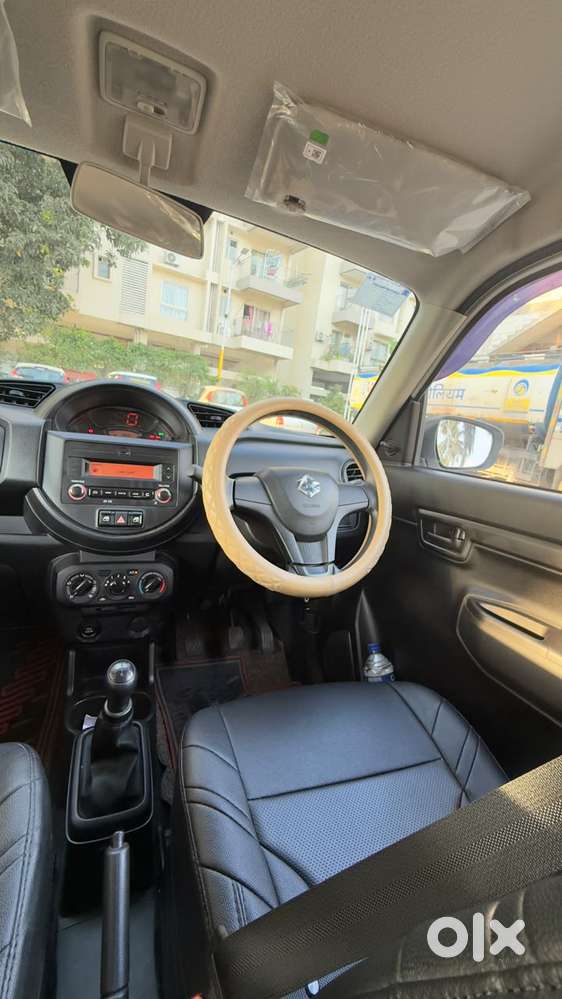 Maruti Suzuki S-presso Vxi Opt, 2023, Petrol