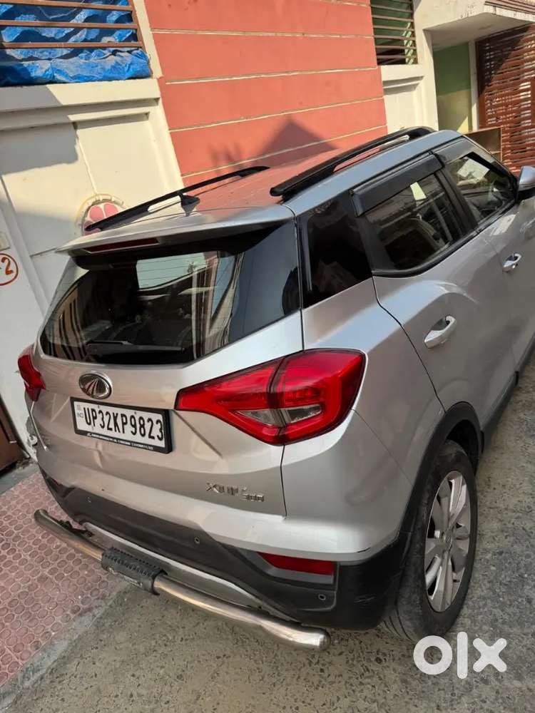 Xuv 300 W8 Top Model Pitrol Or Cng Pass