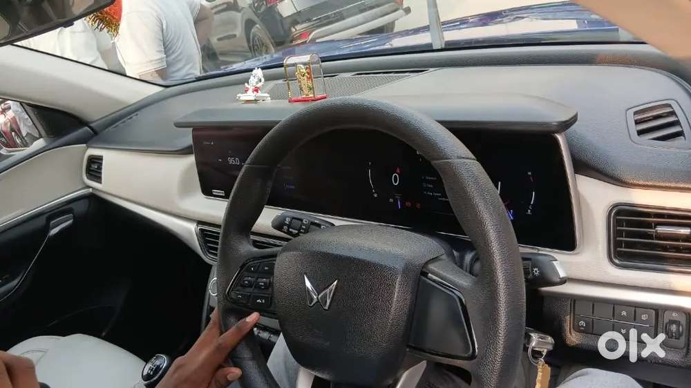 Mahindra Xuv700 2022 Petrol Good Condition