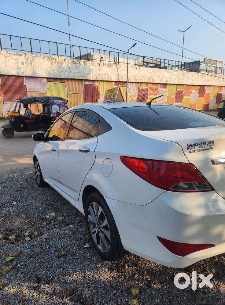 Hyundai Verna Transform 1.6 Vtvt, 2015, Petrol
