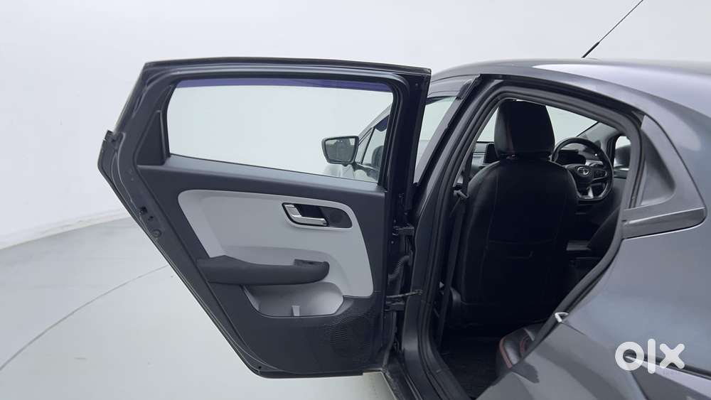 Tata Altroz Xz, 2021, Petrol