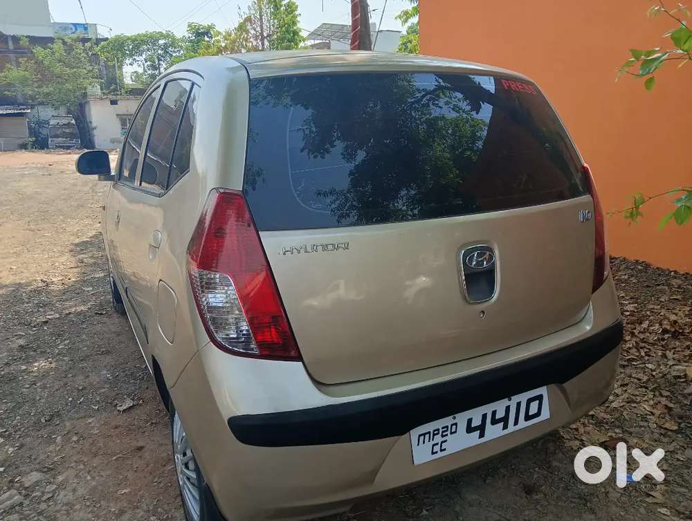 My Car Bechna Hai Kar Mein Kisi Prakar Ka Koi Bhi Kam Nahin Hai