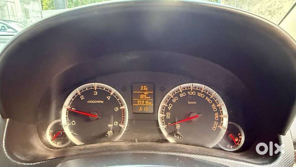 Maruti Suzuki Swift Dzire Zdi Bsiv, 2015, Diesel