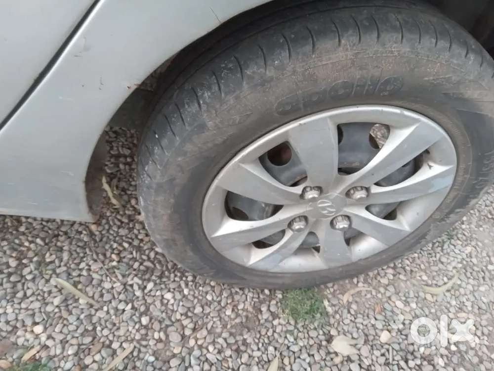 Hyundai Eon 2012 Lpg 76000 Km Driven Document Complete