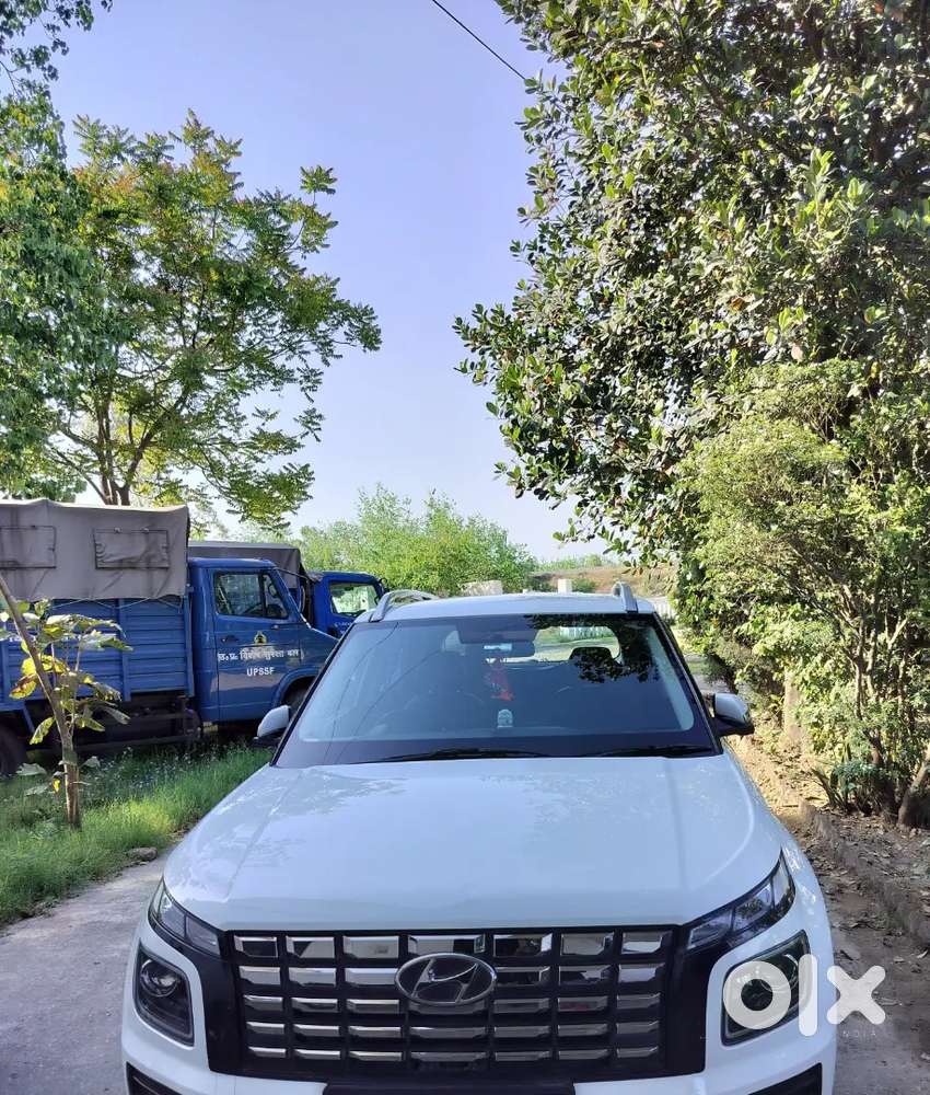 Hyundai Venue 2022 Cng & Hybrids 72000 Km Driven