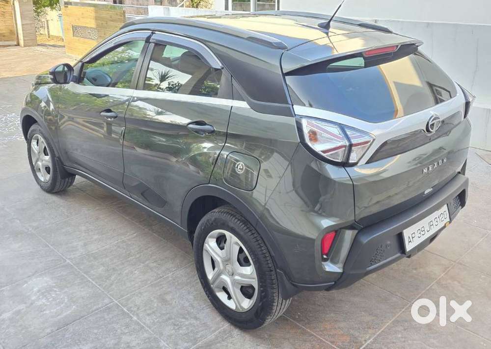 Tata Nexon 1.2 Revotron Xm (s), 2021, Petrol