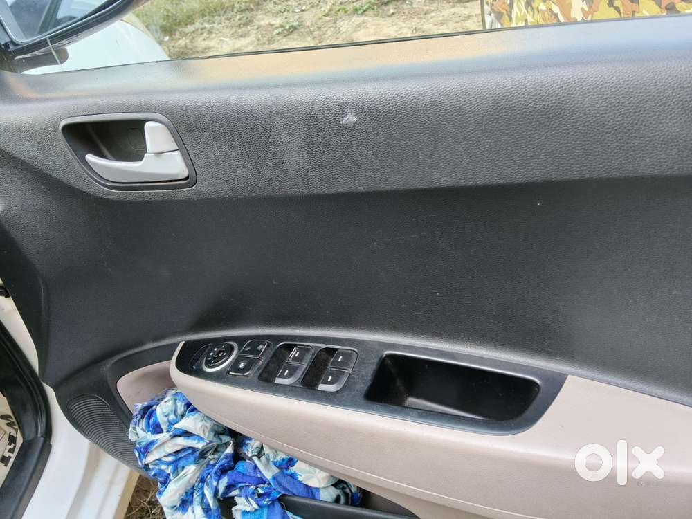 Hyundai Grand I10 Sportz 2015