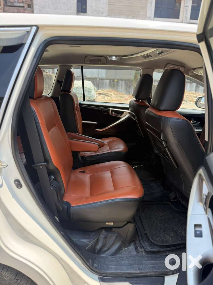 Toyota Innova Crysta 2.4 V, 2018, Diesel