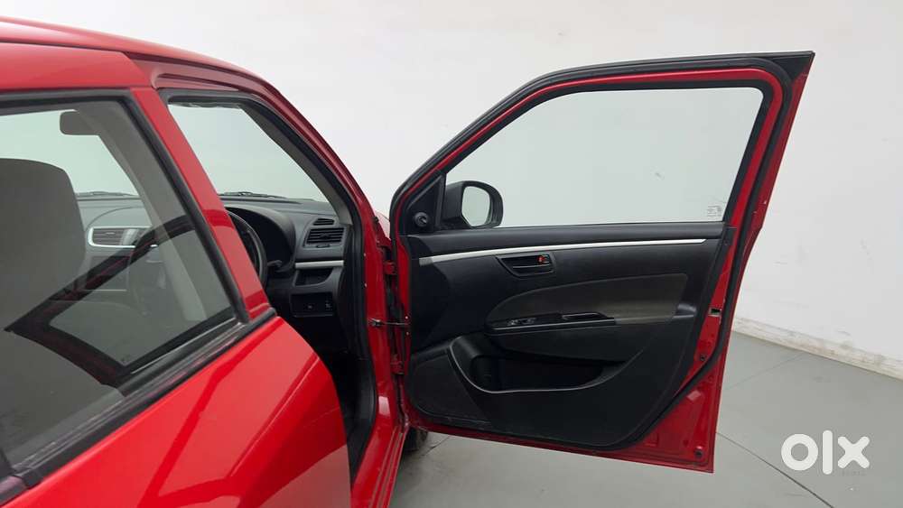 Maruti Suzuki Swift 1.2 Lxi (o), 2015, Petrol