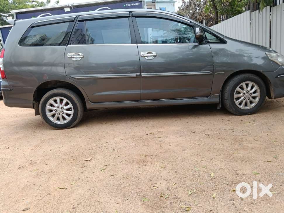 Toyota Innova 2.5 V 7 Str, 2012, Diesel