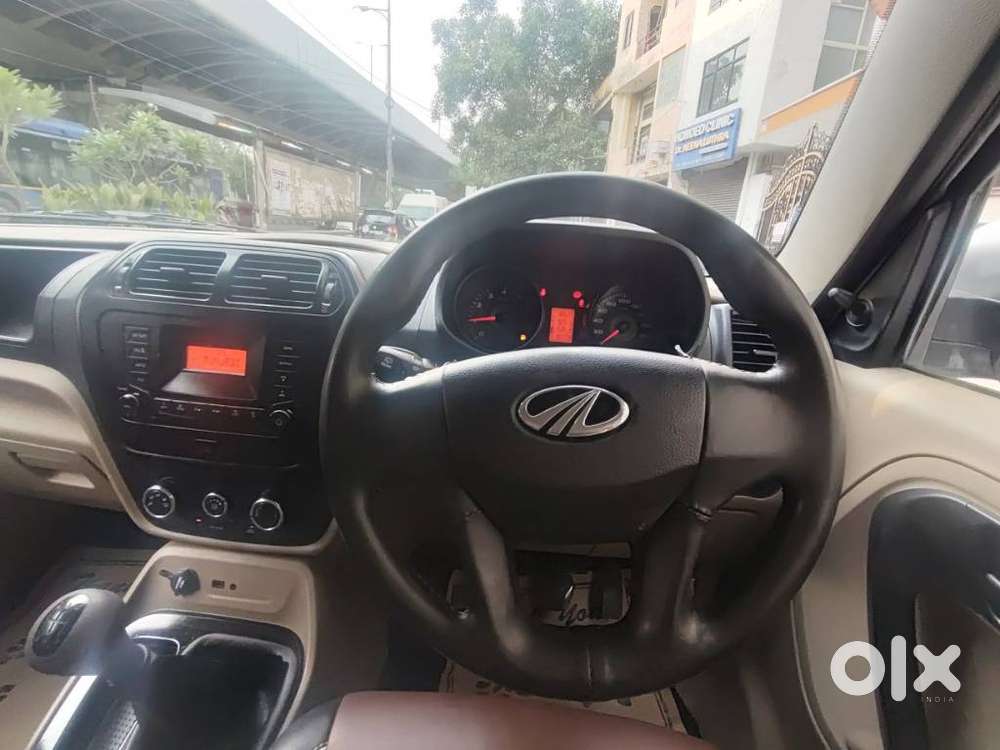Mahindra Tuv 300 T6, 2017, Diesel