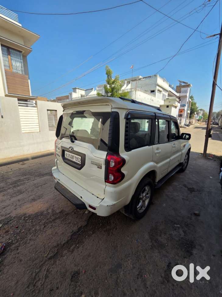 Mahindra Scorpio Classic, 2017, Diesel