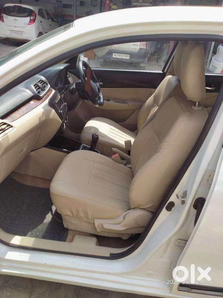 Maruti Suzuki Dzire 2017-2020 1.2 Vxi Amt, 2018, Petrol