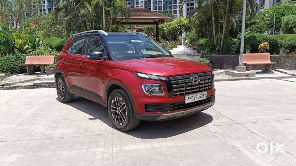 Hyundai Venue(oct-2022) 1.5 Crdi Mt Sx Dual Tone (diesel) Fully Loaded