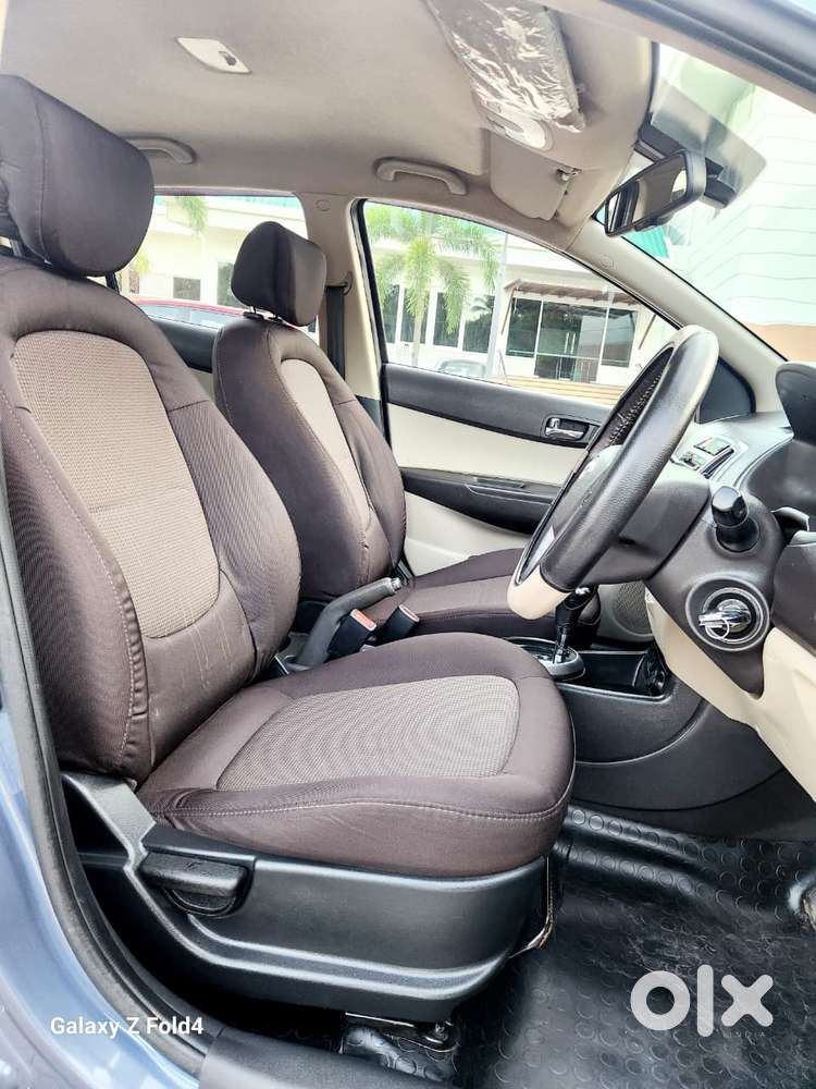 Hyundai I20 Sportz Plus Cvt, 2013, Petrol