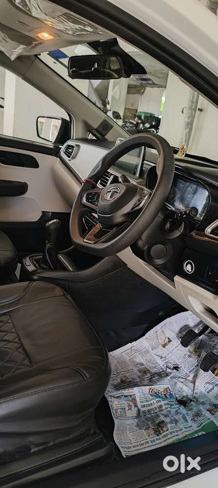 Tata Altroz Petrol 2021