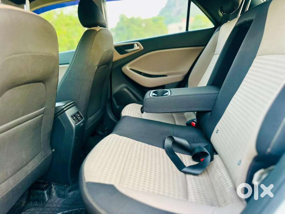 Elite I20 Asta O Petrol