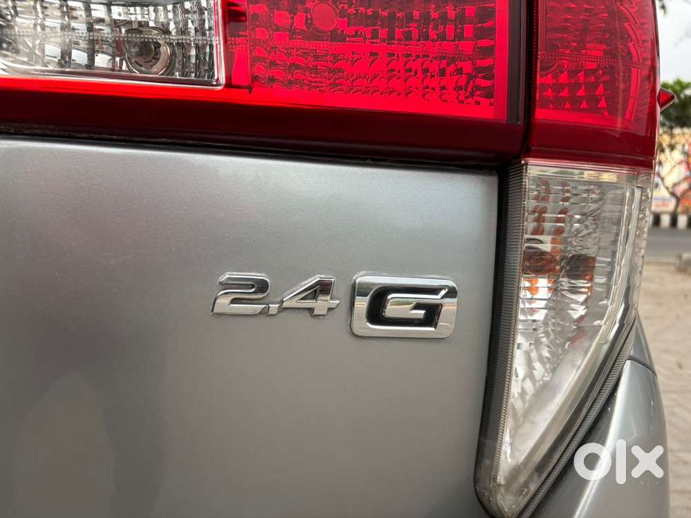 Toyota Innova Crysta 2.4 G Mt 8s, 2016, Diesel