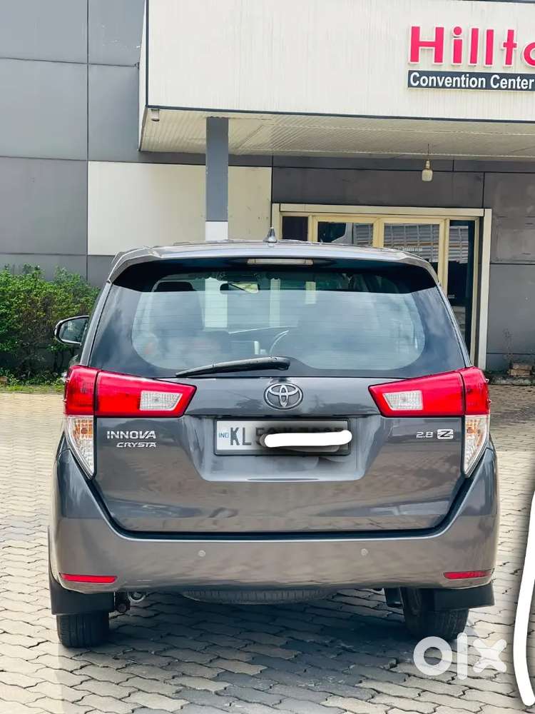 Toyota Innova Crysta 2016