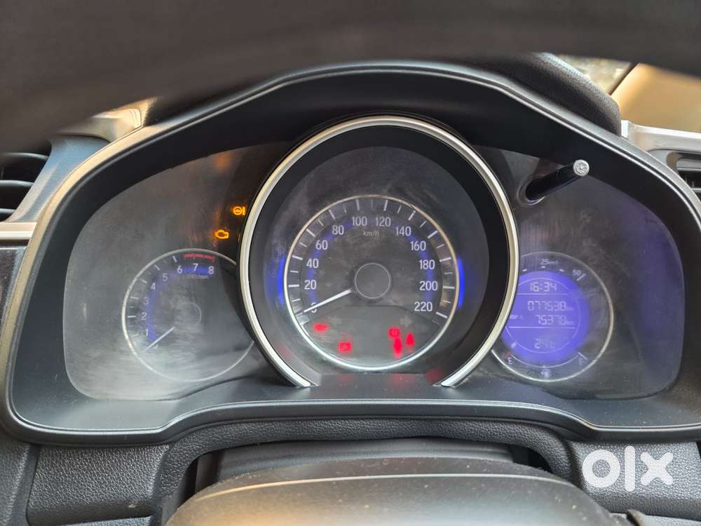 Honda Jazz V Mt Privilege, 2017, Petrol