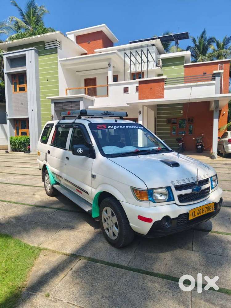 Chevrolet Tavera Neo 3 Ls 7 Seater Bs Iii, 2013, Diesel