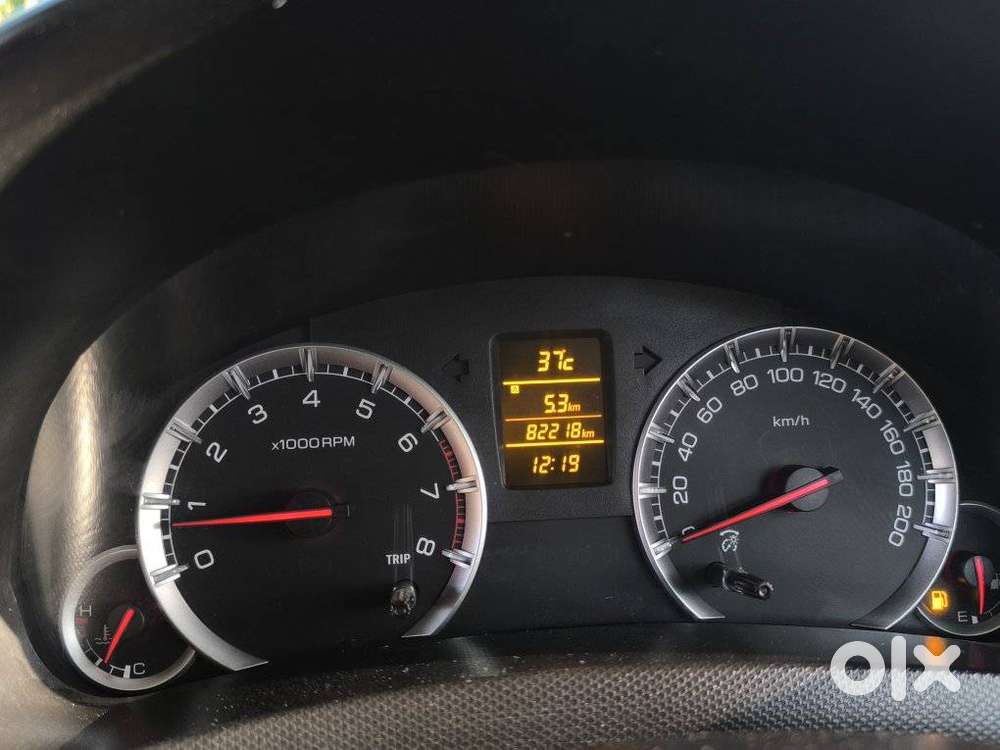 Maruti Suzuki Swift Dzire 1.2 Zxi Bsiv, 2015, Petrol