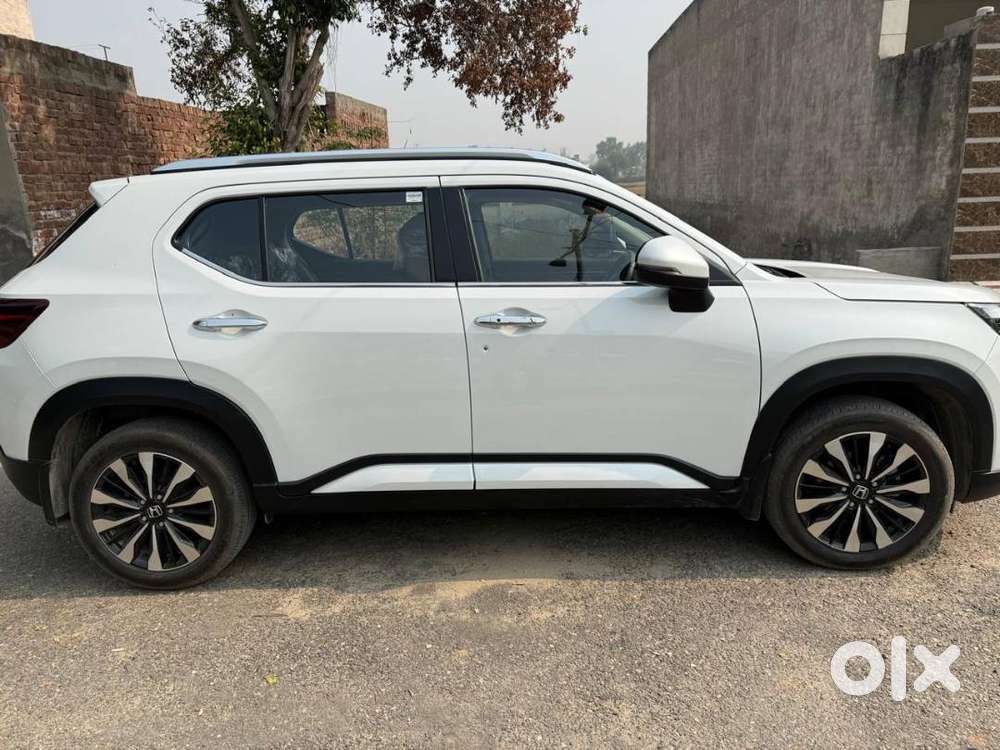 Honda Elevate 2025 Petrol 9000 Km Driven
