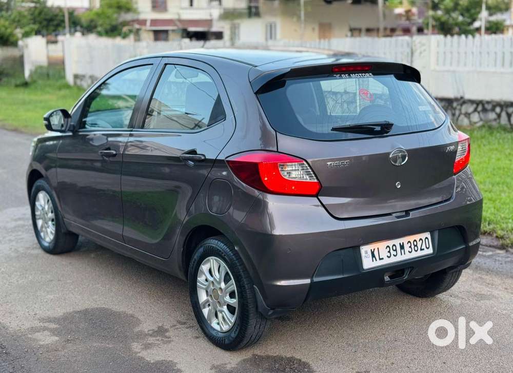 Tata Tiago Xza, 2018, Petrol