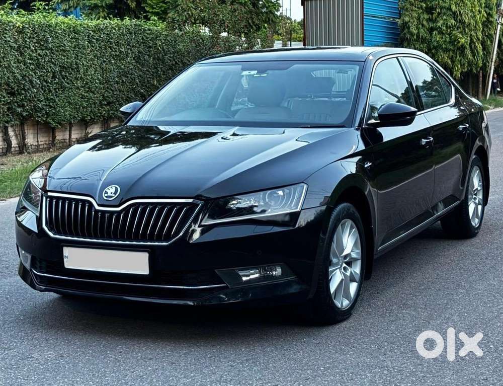 Skoda Superb 2018 Diesel L&k With Sunroof, 2 Owner, 74700 Km Driven