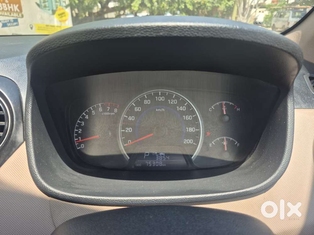 Hyundai Grand I10 At Sportz, 2017, Petrol
