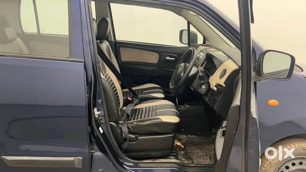 Maruti Suzuki Wagon R 1.0 Vxi Amt, 2018, Petrol