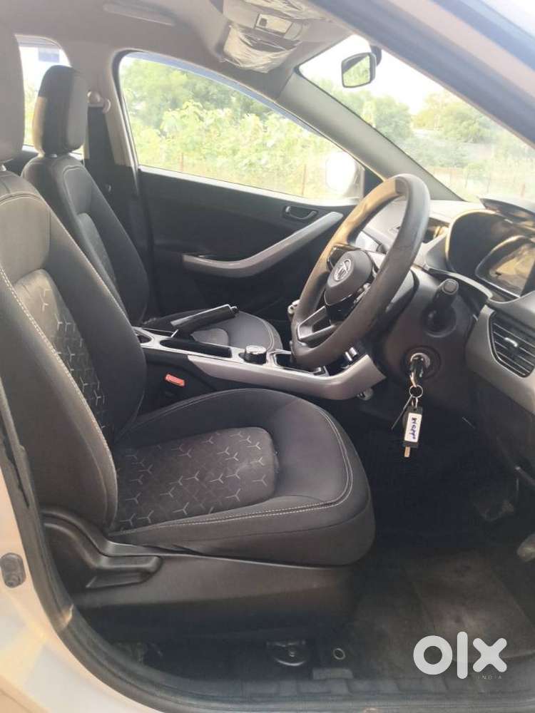 Tata Nexon 1.5 Revotorq Xm, 2021, Diesel