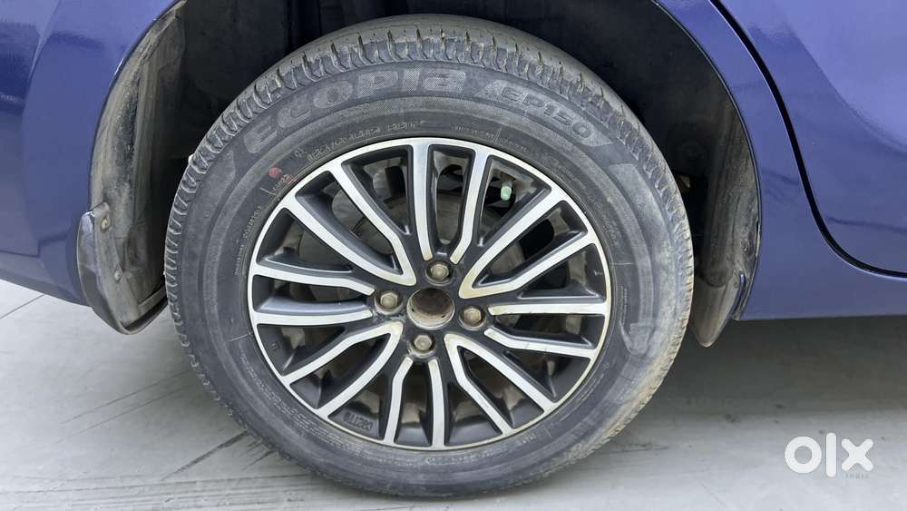 Maruti Suzuki Dzire Zxi Plus Ags, 2020, Petrol