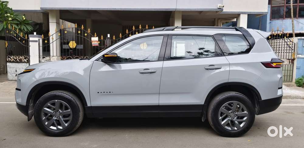 Tata Safari Pure Plus S, 2024, Diesel