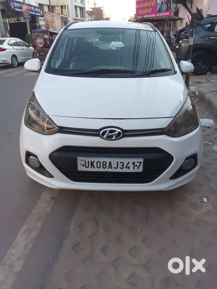 Hyundai Grand I10 1.2 Kappa Sportz, 2015, Petrol