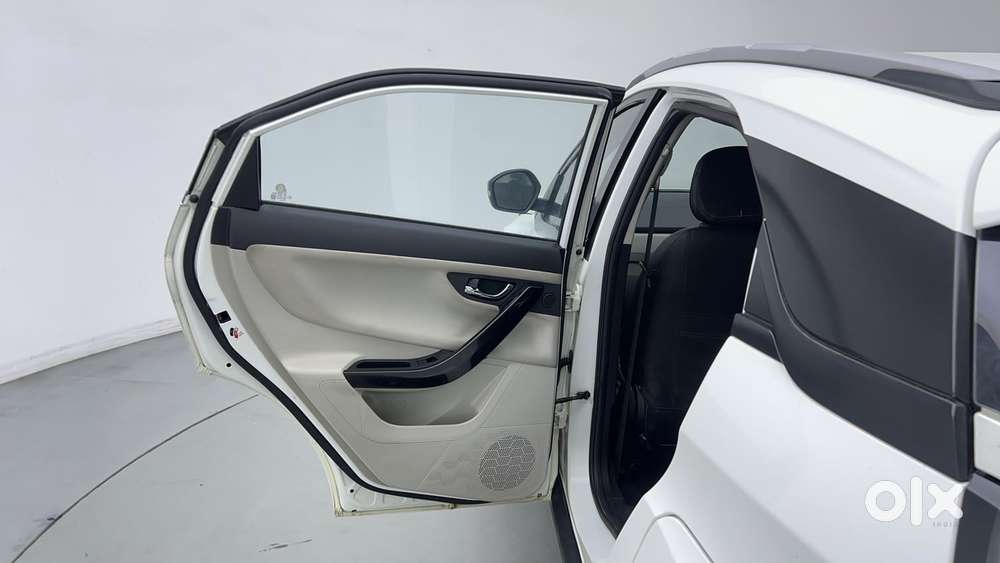 Tata Nexon 1.2 Revotron Xza Plus Hs, 2022, Petrol