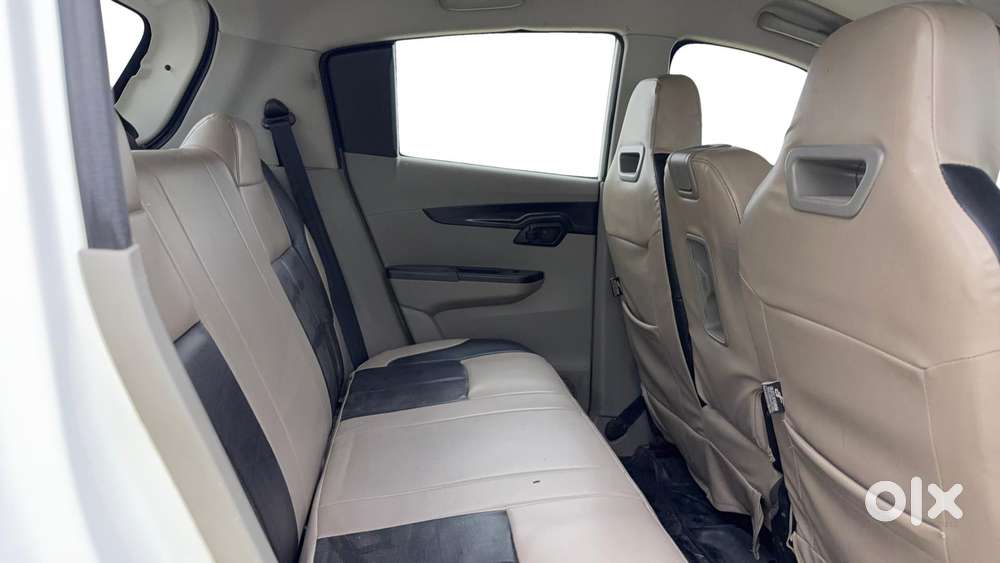 Mahindra Kuv 100 Mfalcon D75 K4, 2017, Diesel
