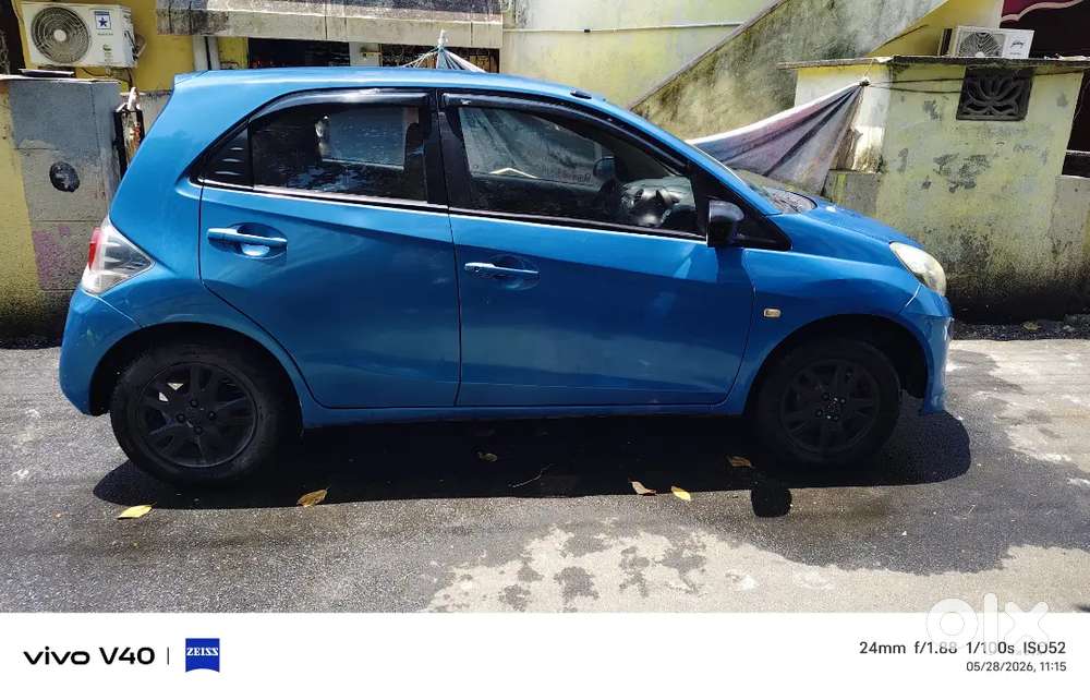 Honda Brio  2012