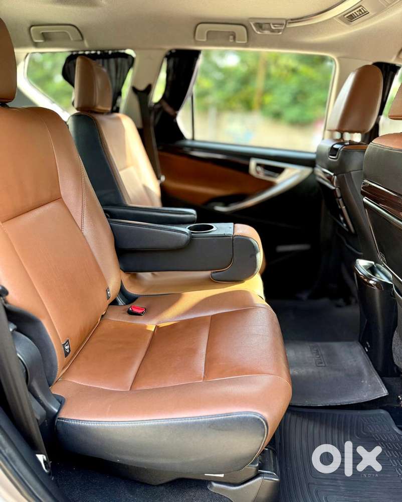Toyota Innova Crysta 2.8z Automatic, 2018, Diesel