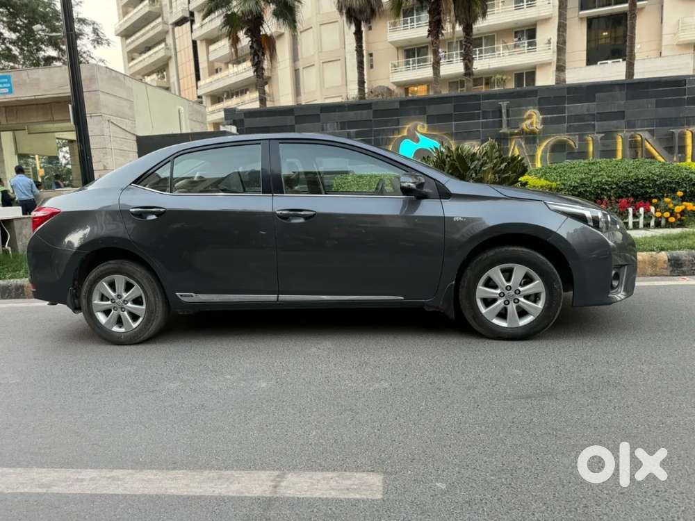 Toyota Corolla Altis 1.8 G, 2015, Petrol