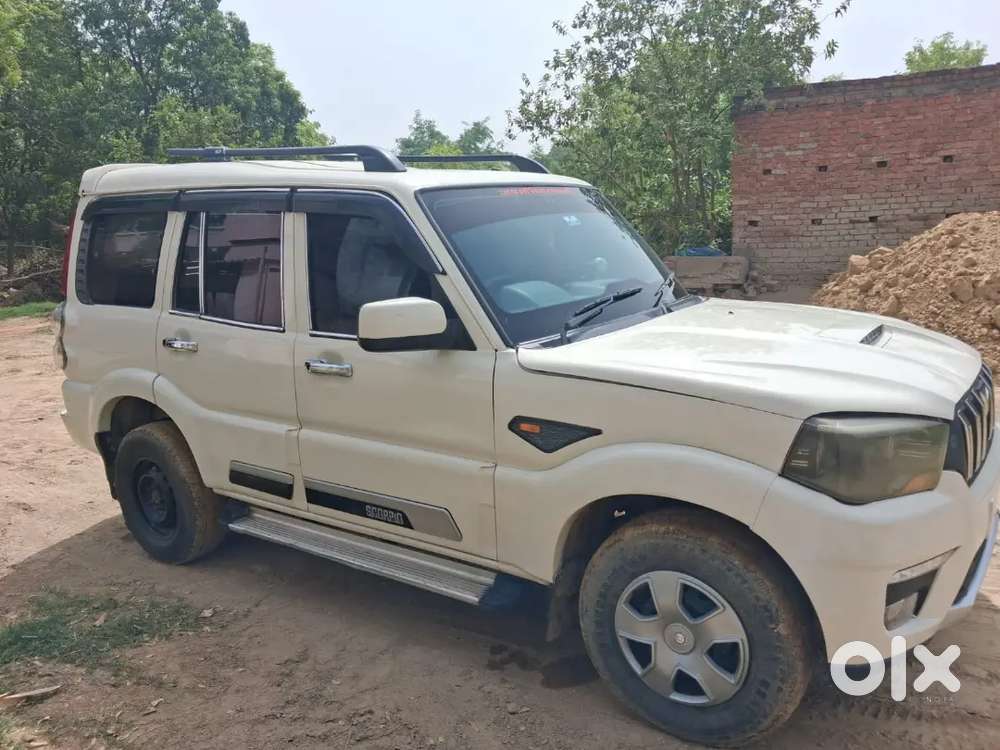 Mahindra Scorpio S2