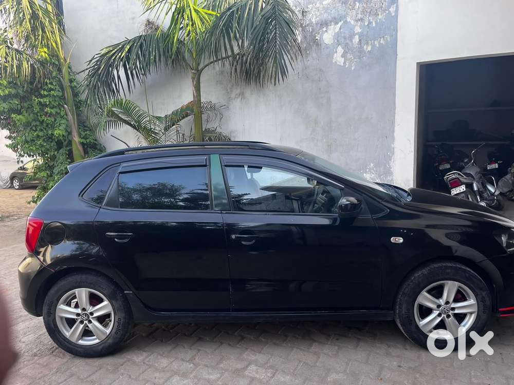 Volkswagen Crosspolo Petrol 2015